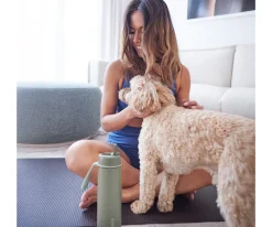 Botella Térmica Flip Top Olive 690ml