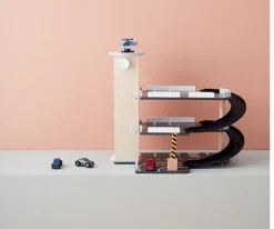 Parking 3 Niveles Aiden