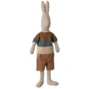 Rabbit con Camisa y pantalón corto T4