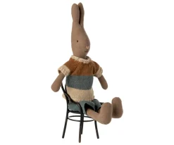 Rabbti Marrón con Camisa y Pantalón Corto T2